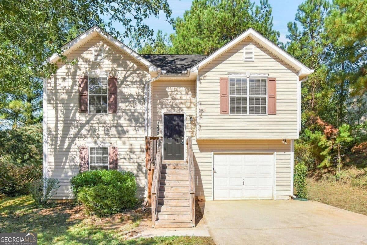 3 bedroom, 2 bathroom single family residence for rent at 3380 River Run Trail, Decatur, GA 30034 for $1,865 a month — photo 1 of 17