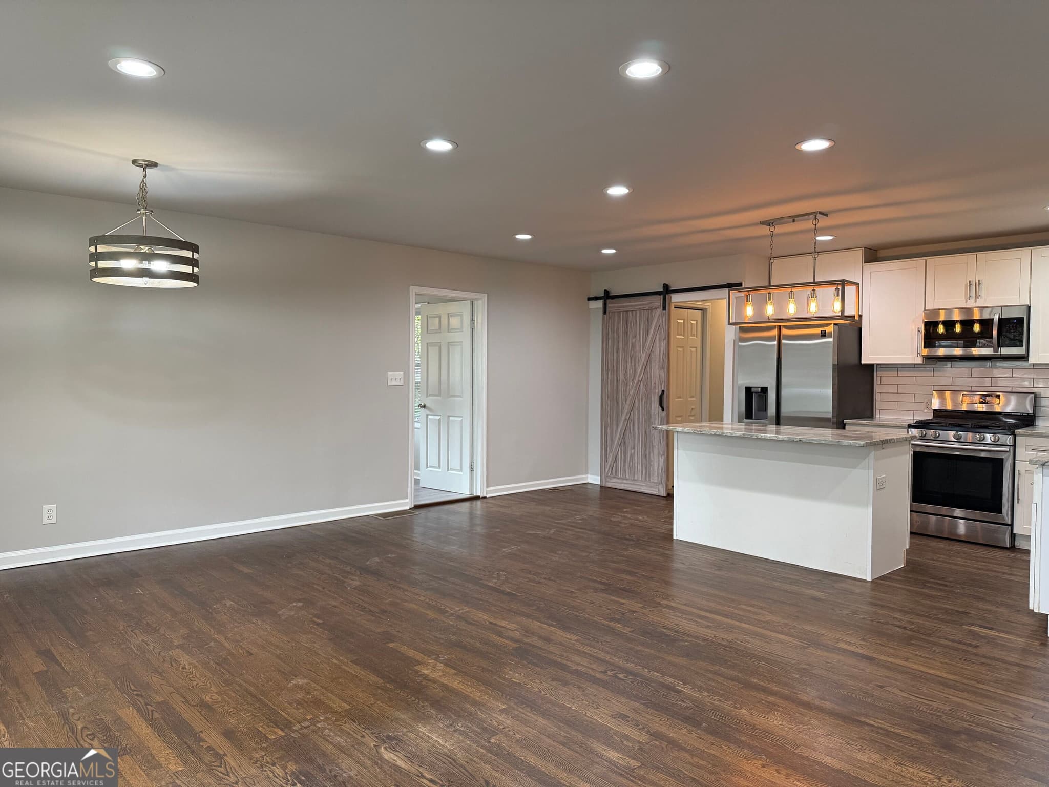 3 bedroom, 2.5 bathroom, 1,258 sq ft single family residence for rent at 268 Scott Drive, Marietta, GA 30067 for $2,450 a month — photo 2