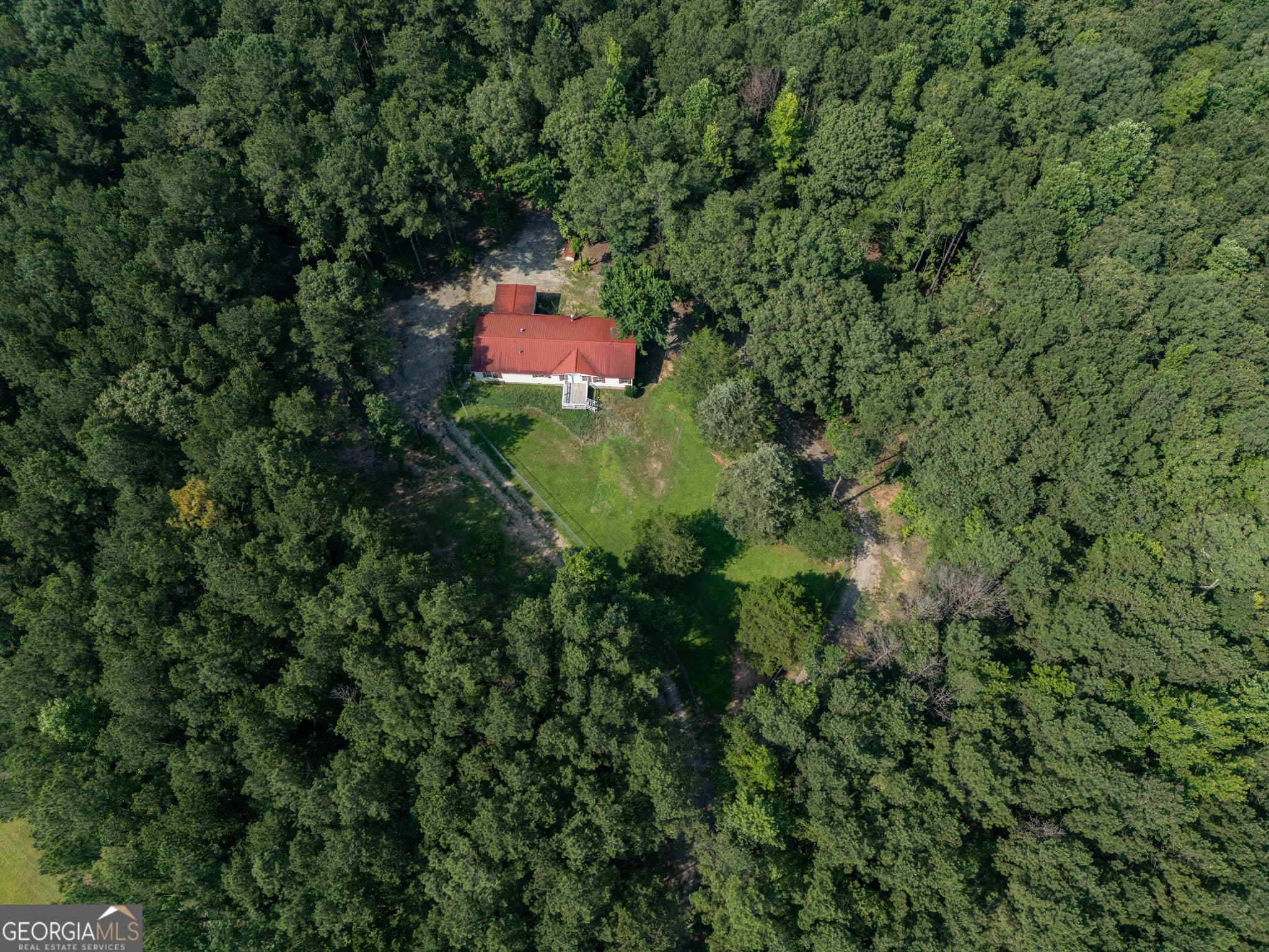 3 bedroom, 2 bathroom, 1,848 sq ft mobile home for sale at 905 Natures Trail, Forsyth, GA 31029 — photo 7