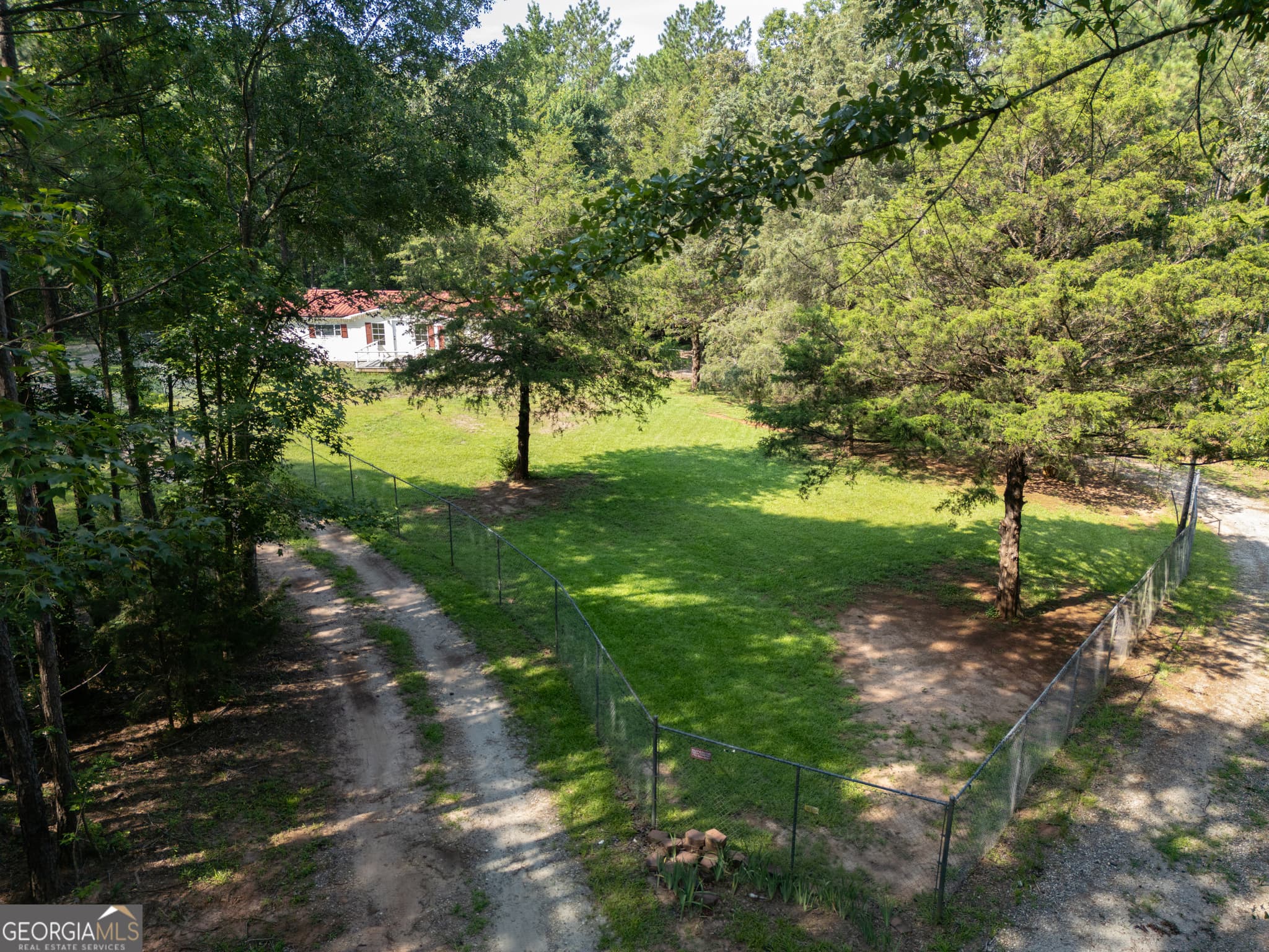 3 bedroom, 2 bathroom, 1,848 sq ft mobile home for sale at 905 Natures Trail, Forsyth, GA 31029 — photo 9