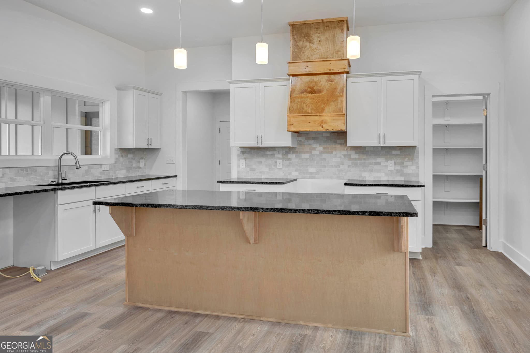 3 bedroom, 2.5 bathroom, 2,861 sq ft single family residence for sale at 108 Woodcrest Drive, Jackson, GA 30233 — photo 9