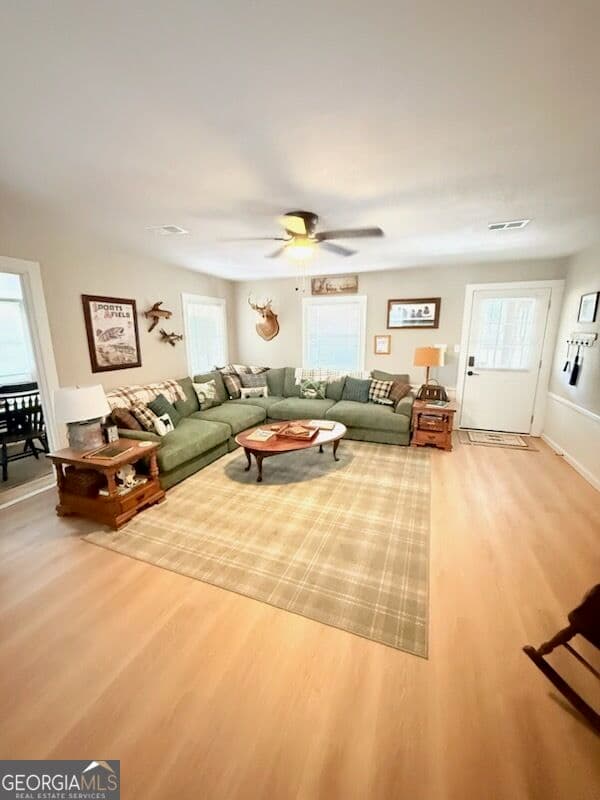 3 bedroom, 2 bathroom, 1,220 sq ft cabin,single family residence for rent at 498 Turkey Creek Circle, Dublin, GA 31021 for $1,550 a month — photo 3
