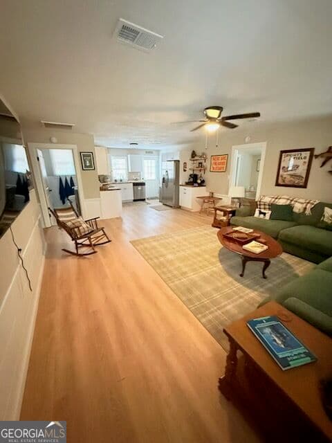 3 bedroom, 2 bathroom, 1,220 sq ft cabin,single family residence for rent at 498 Turkey Creek Circle, Dublin, GA 31021 for $1,550 a month — photo 8
