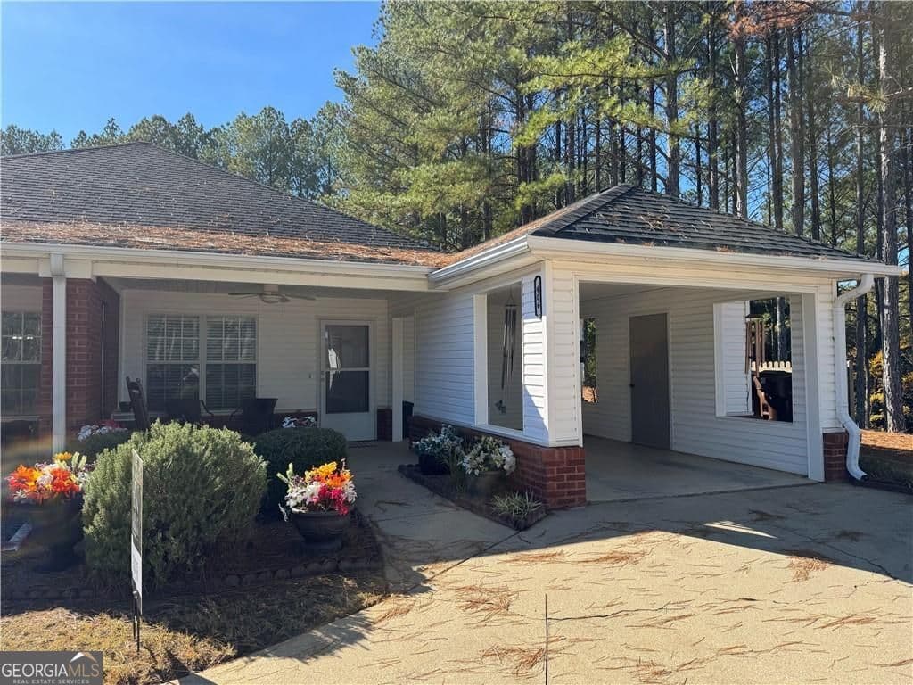 2 bedroom, 1.5 bathroom, 1,002 sq ft townhouse sold at 150 Old Mill Road 406, Cartersville, GA 30120
