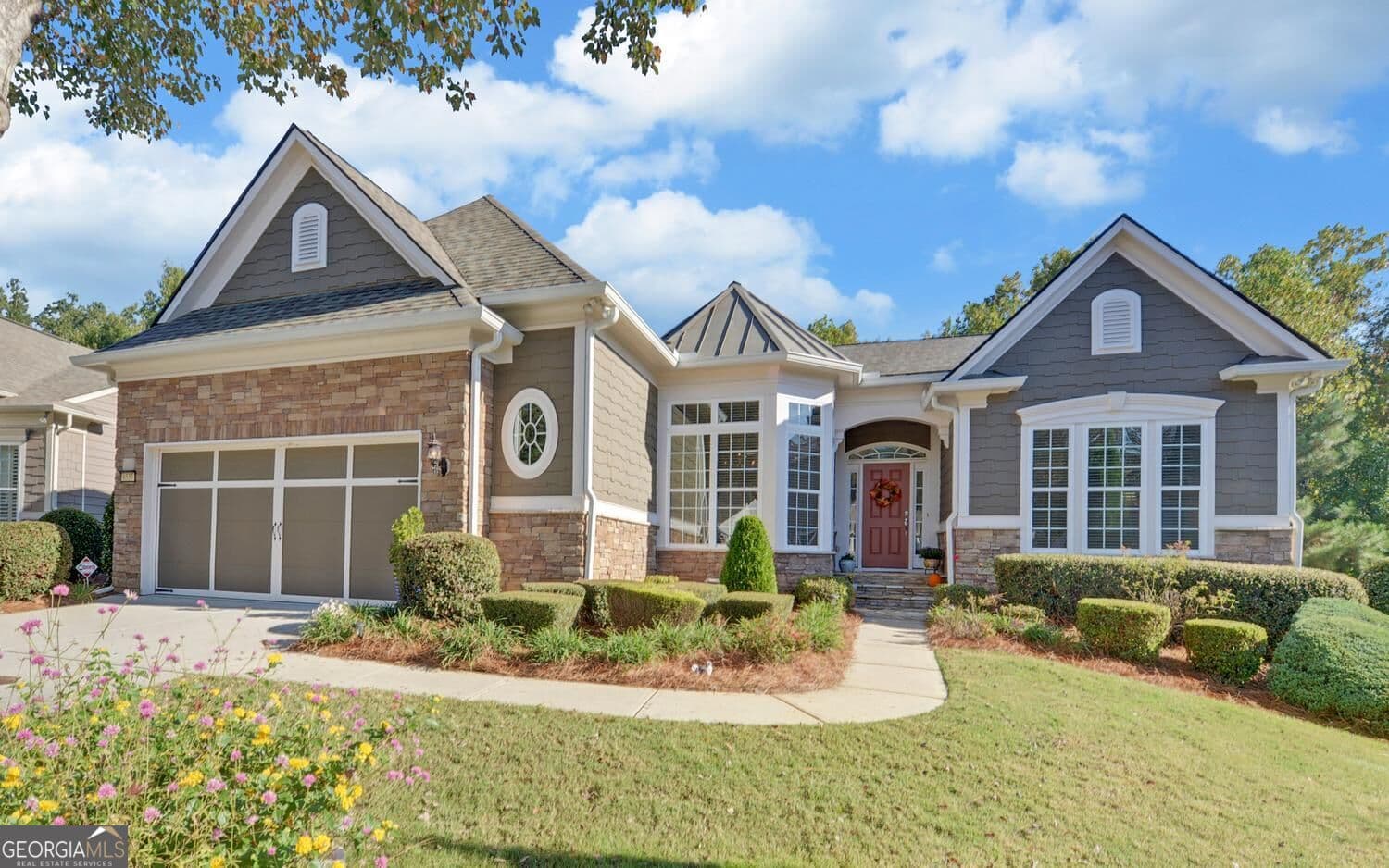 3 bedroom, 2.5 bathroom, 2,743 sq ft single family residence for sale at 6537 Autumn Crest Lane, Hoschton, GA 30548 — photo 1 of 54