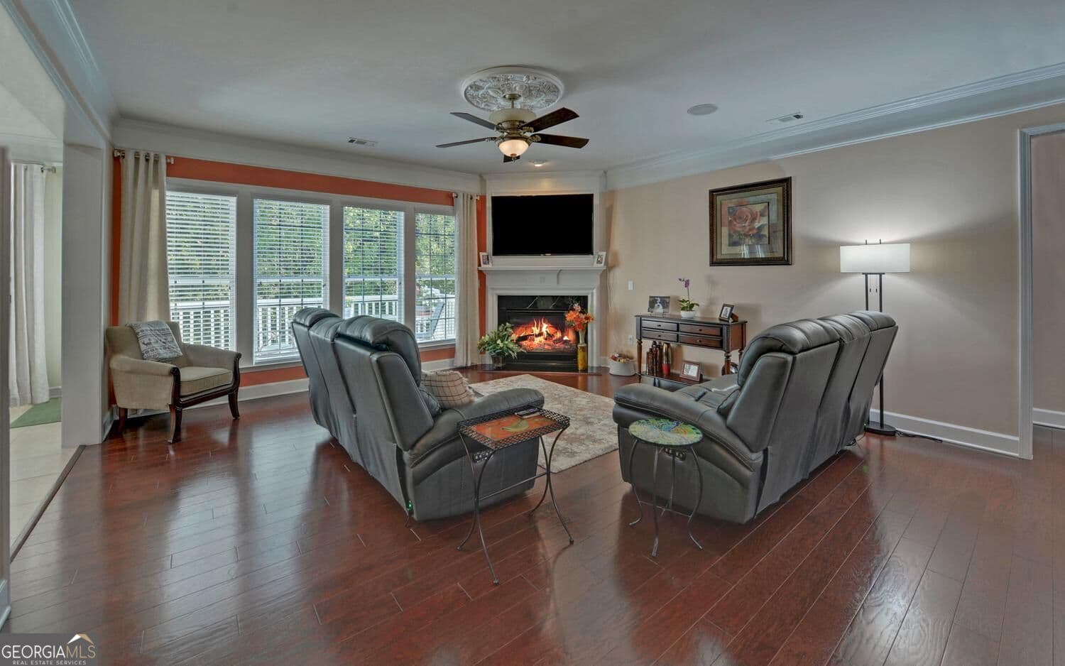 3 bedroom, 2.5 bathroom, 2,743 sq ft single family residence for sale at 6537 Autumn Crest Lane, Hoschton, GA 30548 — photo 9