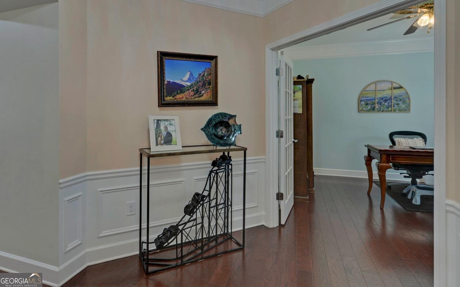3 bedroom, 2.5 bathroom, 2,743 sq ft single family residence for sale at 6537 Autumn Crest Lane, Hoschton, GA 30548 — photo 4
