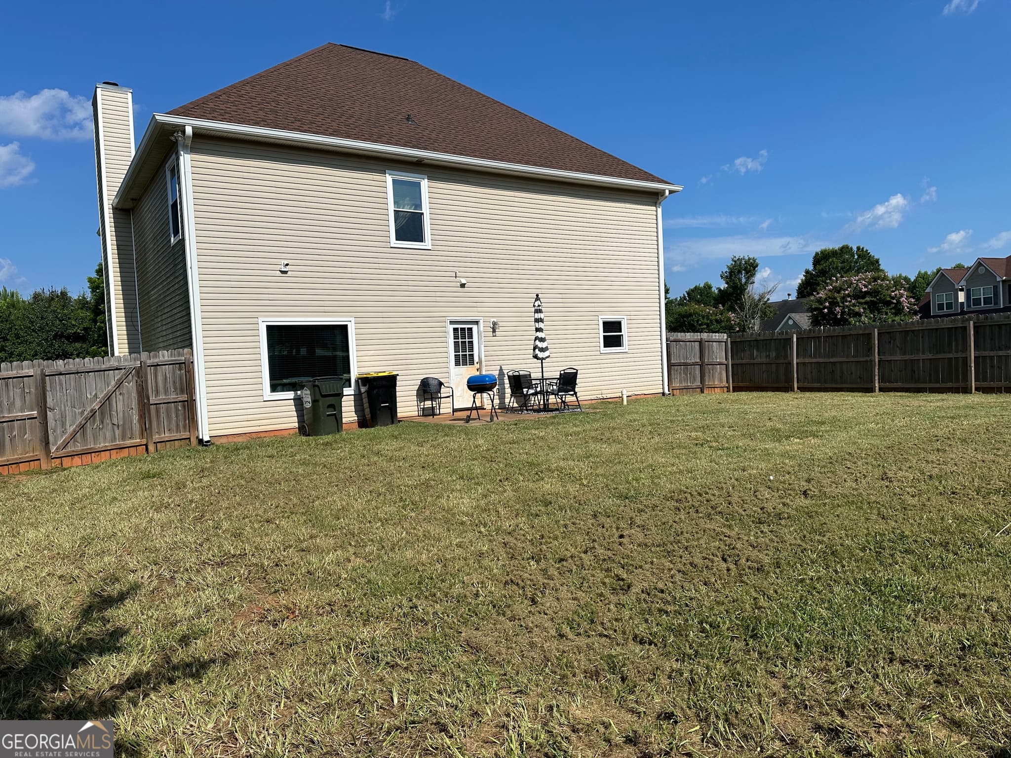 4 bedroom, 2.5 bathroom, 2,200 sq ft single family residence for sale at 116 Bramble Way, Griffin, GA 30224 — photo 5