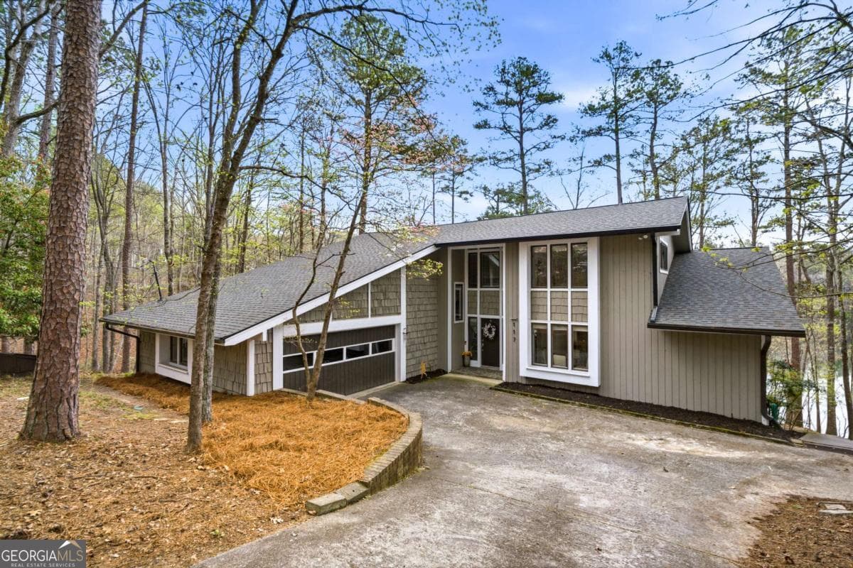 4 bedroom, 3.5 bathroom, 2,870 sq ft single family residence for sale at 117 Klamath Court, Waleska, GA 30183 — photo 2