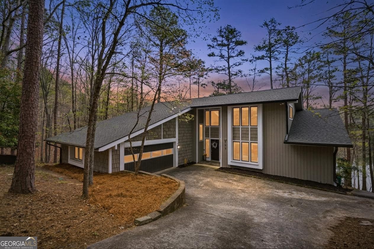 4 bedroom, 3.5 bathroom, 2,870 sq ft single family residence for sale at 117 Klamath Court, Waleska, GA 30183 — photo 1 of 83