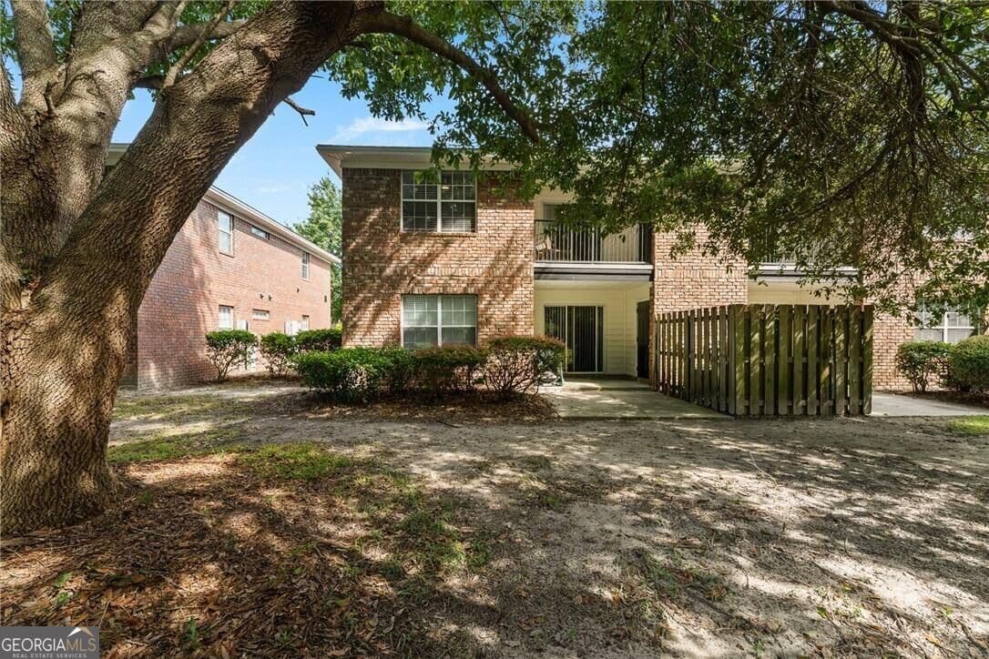 2 bedroom, 2 bathroom, 1,018 sq ft condominium for sale at 76 Al Henderson Boulevard A-4, Savannah, GA 31419 — photo 2