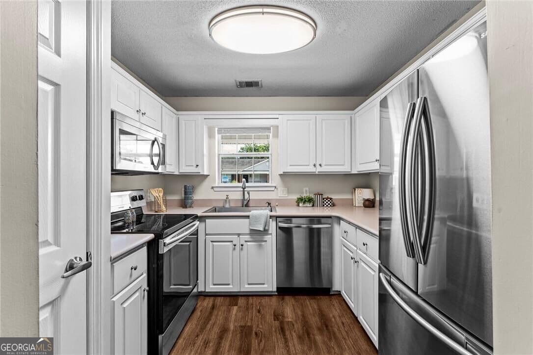 2 bedroom, 2 bathroom, 1,018 sq ft condominium for sale at 76 Al Henderson Boulevard A-4, Savannah, GA 31419 — photo 7