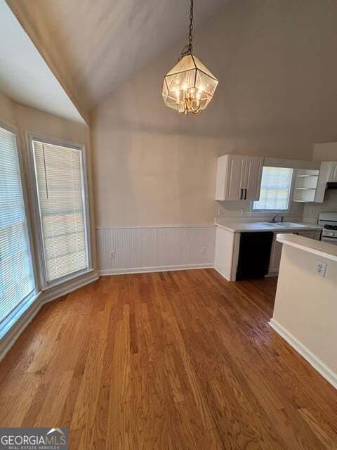 4 bedroom, 3.5 bathroom, 2,063 sq ft single family residence for sale at 2805 Parliament Circle, Marietta, GA 30066 — photo 9