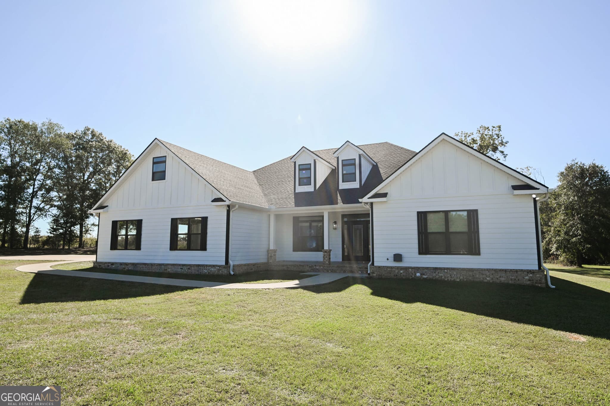 5 bedroom, 4 bathroom, 4,332 sq ft single family residence for sale at 387 S A Harden Road, Lyons, GA 30436 — photo 2