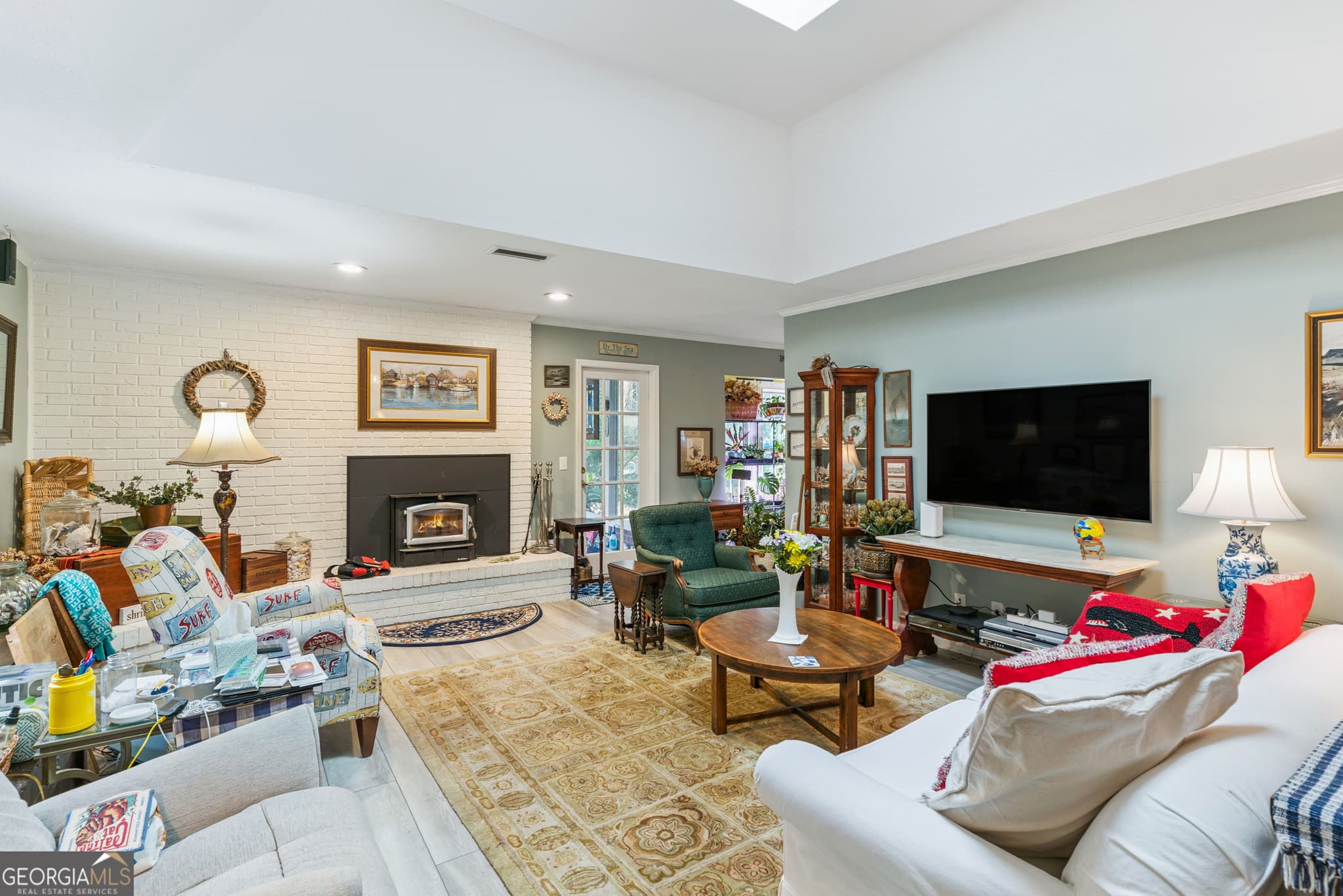 3 bedroom, 2.5 bathroom, 2,188 sq ft single family residence under contract at 219 Five Pounds Road, St. Simons, GA 31522 — photo 10