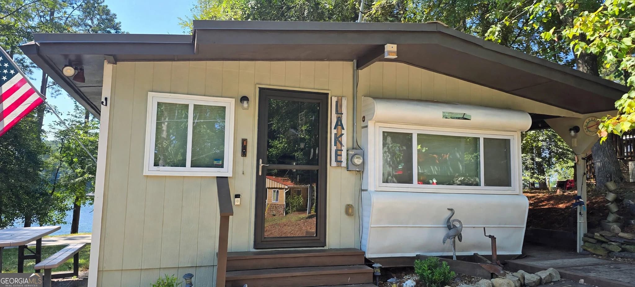 1 bedroom, 1 bathroom, 500 sq ft cabin,single family residence for sale at 5400 Kings Camp Road #C1, Acworth, GA 30102