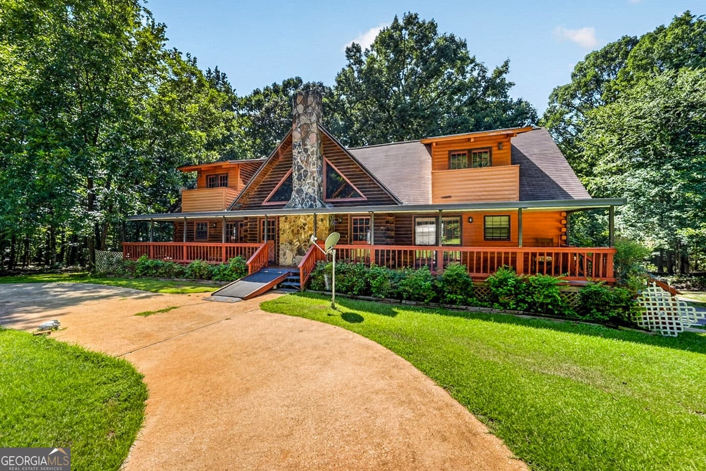 3 bedroom, 3.5 bathroom, 3,677 sq ft cabin,single family residence under contract at 793 Pyne Road, Lagrange, GA 30240 — photo 6