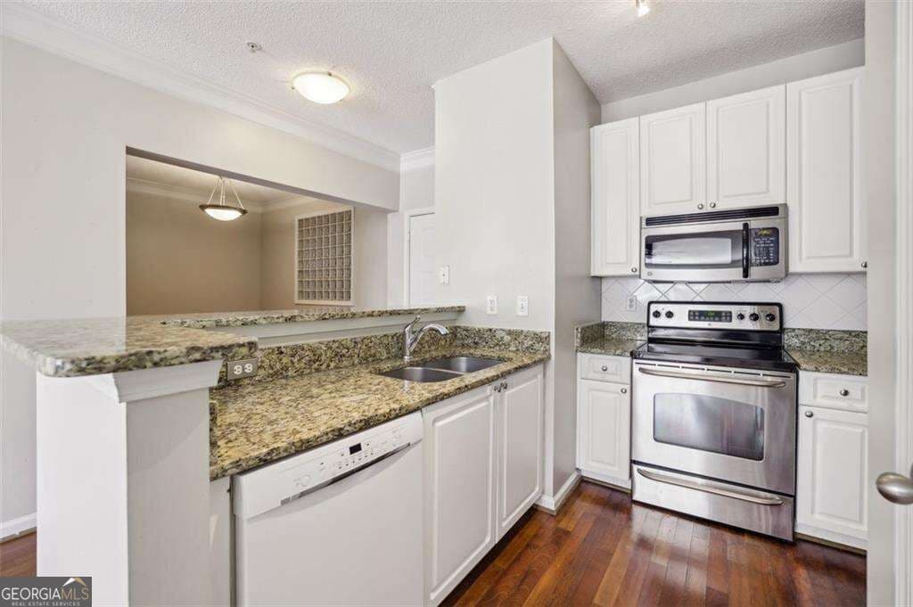 2 bedroom, 2 bathroom, 1,079 sq ft condominium for sale at 10 Perimeter Summit Boulevard 3206, Atlanta, GA 30319 — photo 9