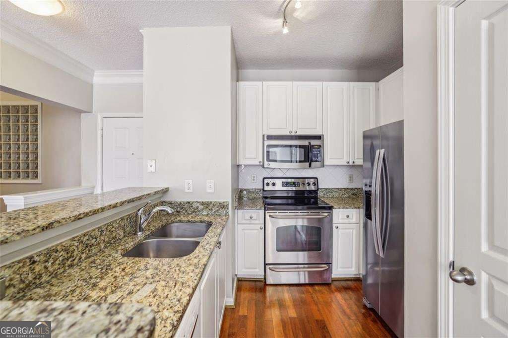 2 bedroom, 2 bathroom, 1,079 sq ft condominium for sale at 10 Perimeter Summit Boulevard 3206, Atlanta, GA 30319 — photo 8