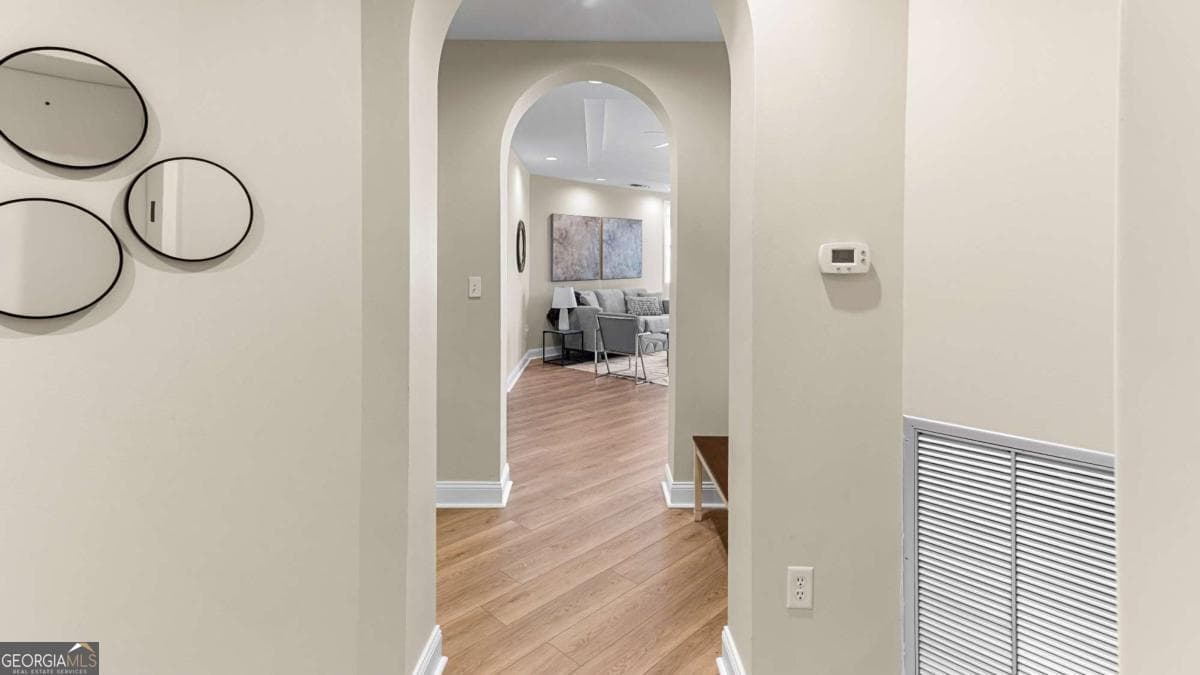 3 bedroom, 3 bathroom, 2,036 sq ft condominium for sale at 8001 Us Highway 80 103, Savannah, GA 31410 — photo 5