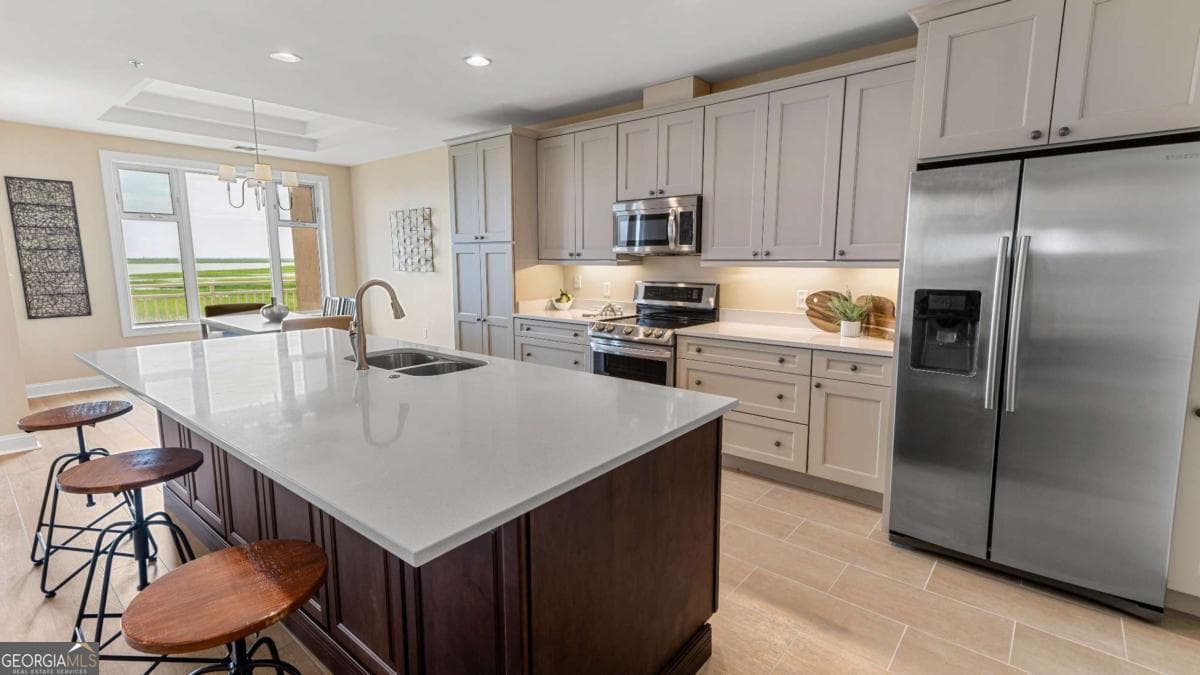 3 bedroom, 3 bathroom, 2,036 sq ft condominium for sale at 8001 Us Highway 80 103, Savannah, GA 31410 — photo 9