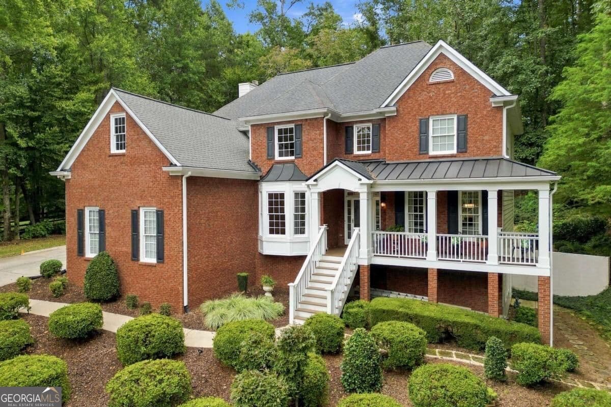 3 bedroom, 3.5 bathroom, 2,926 sq ft single family residence for sale at 2925 Southfield Trail, Cumming, GA 30040 — photo 2