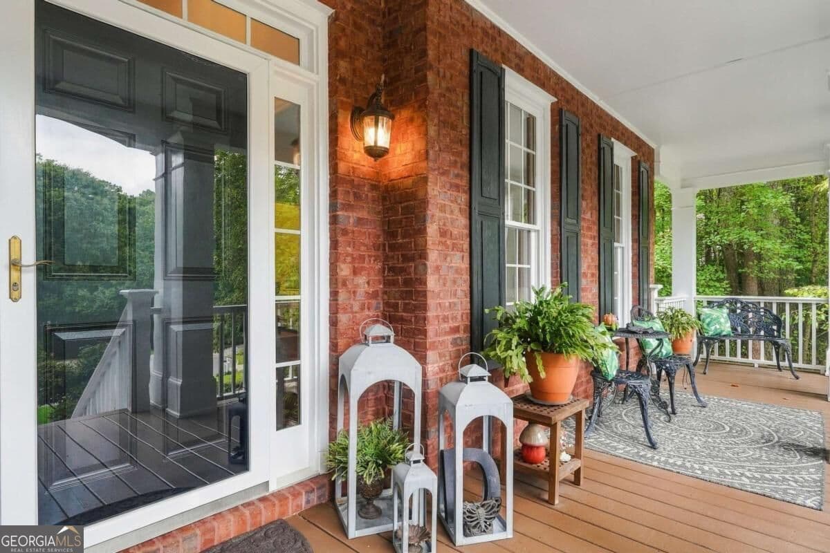 3 bedroom, 3.5 bathroom, 2,926 sq ft single family residence for sale at 2925 Southfield Trail, Cumming, GA 30040 — photo 3