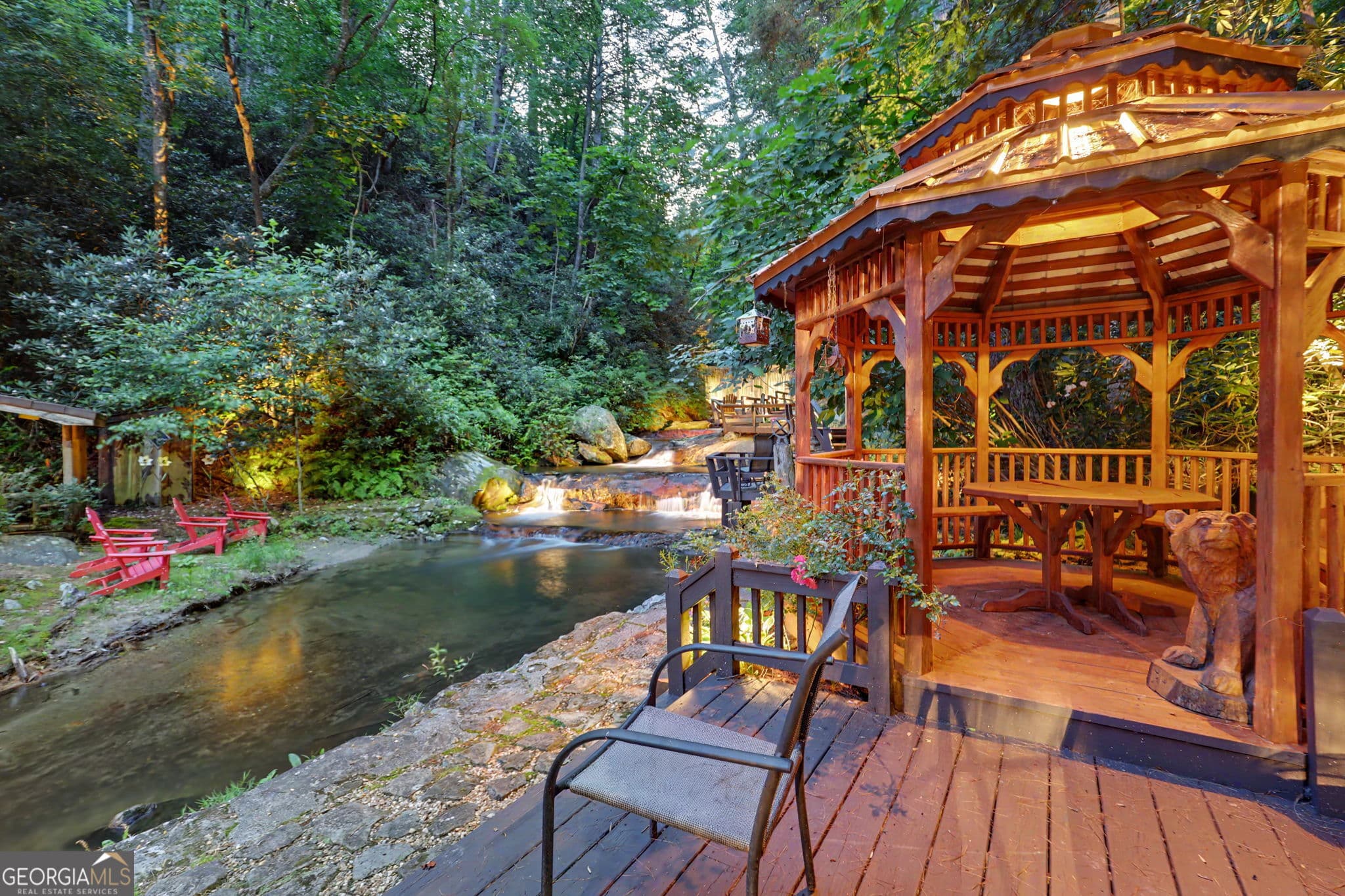 3 bedroom, 3 bathroom, 3,030 sq ft cabin,single family residence for sale at 17 Water Wheel Lane, Rabun Gap, GA 30568 — photo 7