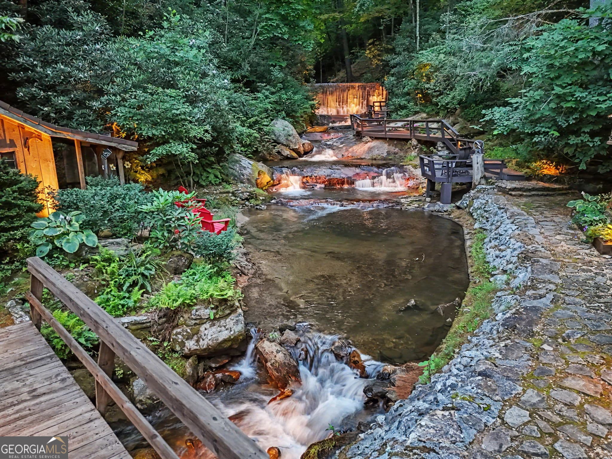 3 bedroom, 3 bathroom, 3,030 sq ft cabin,single family residence for sale at 17 Water Wheel Lane, Rabun Gap, GA 30568 — photo 10