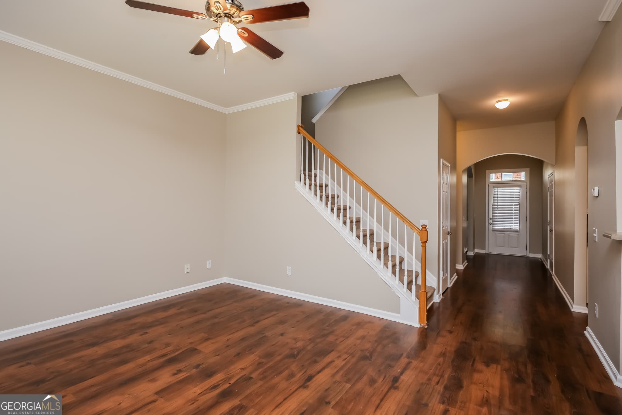 3 bedroom, 3.5 bathroom, 2,000 sq ft single family residence for sale at 7120 Silk Tree Pointe, Braselton, GA 30517 — photo 9