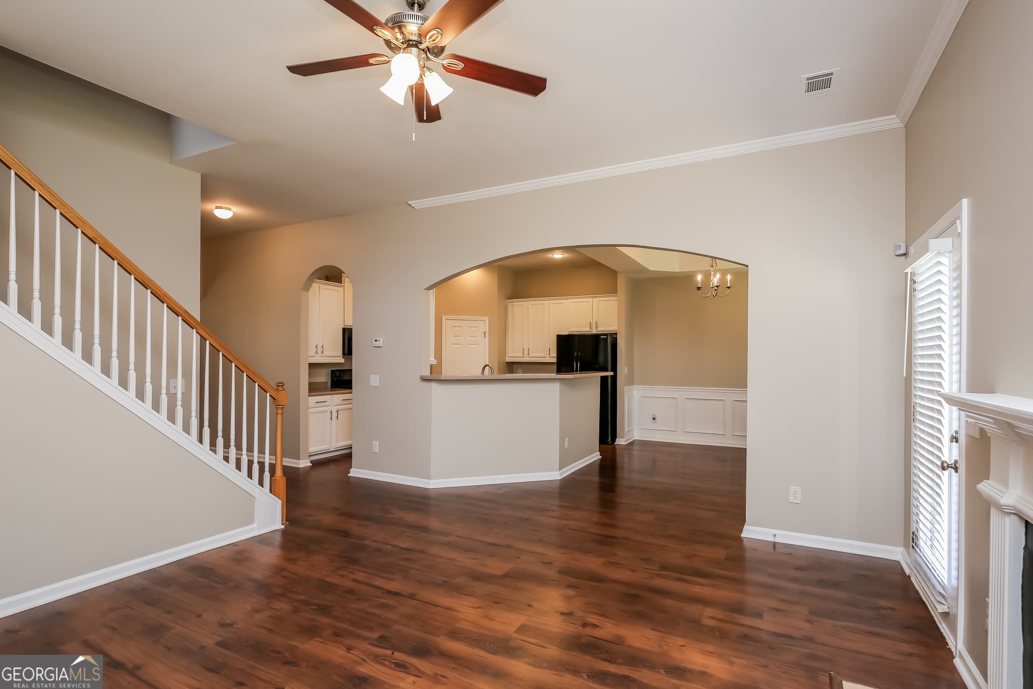 3 bedroom, 3.5 bathroom, 2,000 sq ft single family residence for sale at 7120 Silk Tree Pointe, Braselton, GA 30517 — photo 8