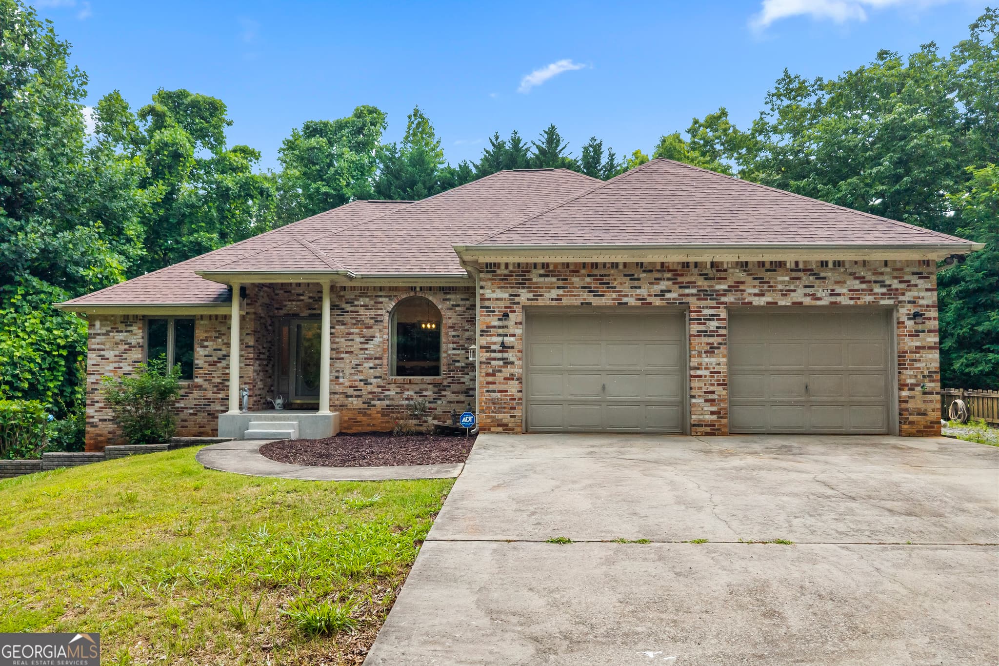 3 bedroom, 3 bathroom, 2,477 sq ft single family residence for sale at 160 Quail Ridge Drive, Cleveland, GA 30528