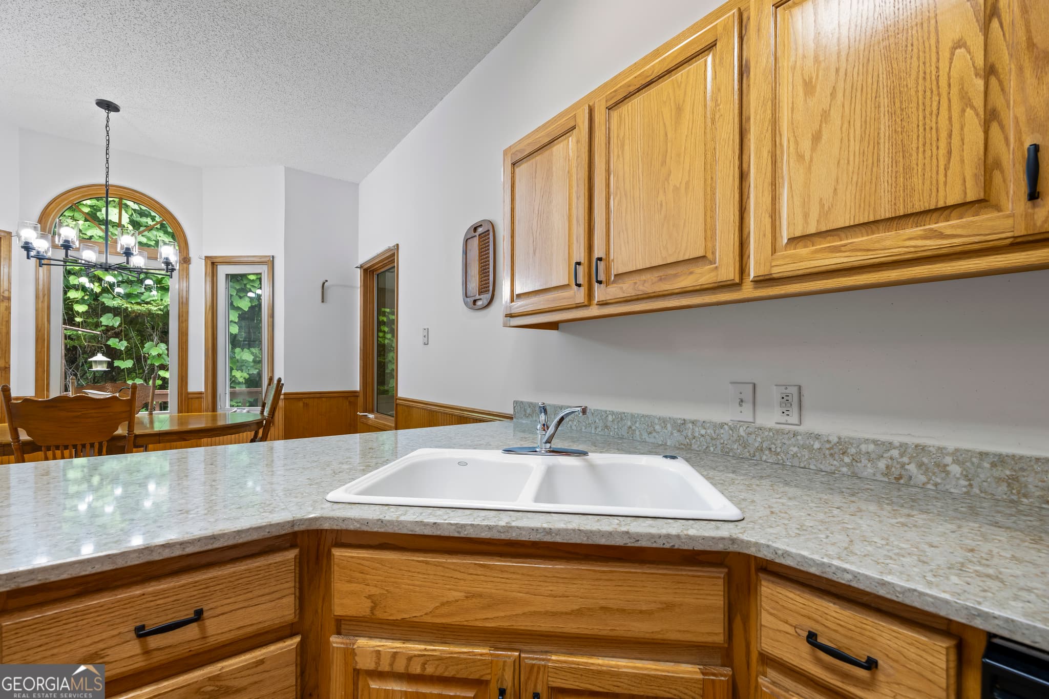 3 bedroom, 3 bathroom, 2,477 sq ft single family residence for sale at 160 Quail Ridge Drive, Cleveland, GA 30528 — photo 9