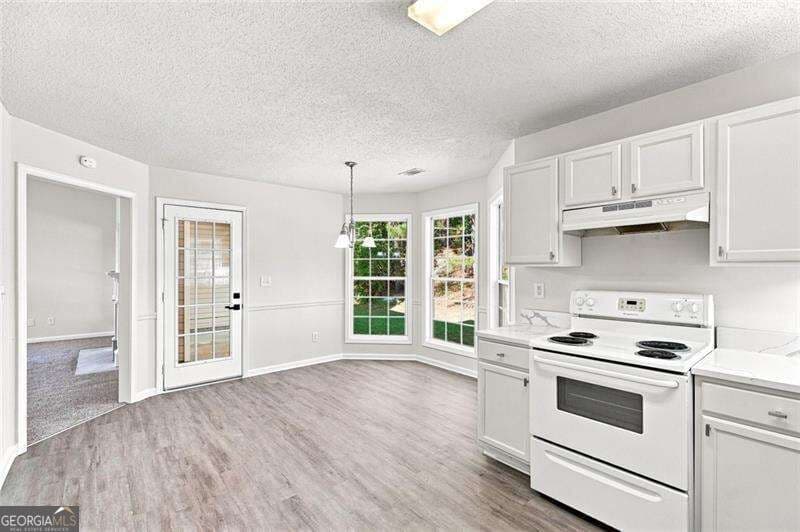 3 bedroom, 2 bathroom, 1,471 sq ft single family residence for sale at 1335 Saint Isabella Court, Locust Grove, GA 30248 — photo 10