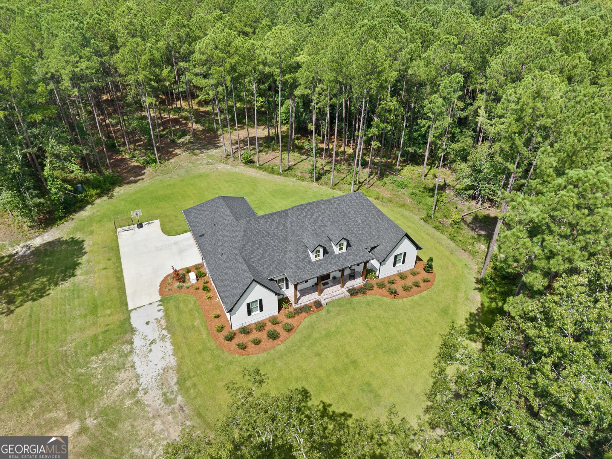 4 bedroom, 3.5 bathroom, 2,290 sq ft single family residence for sale at 2200 Banks Dairy Road, Portal, GA 30450 — photo 4