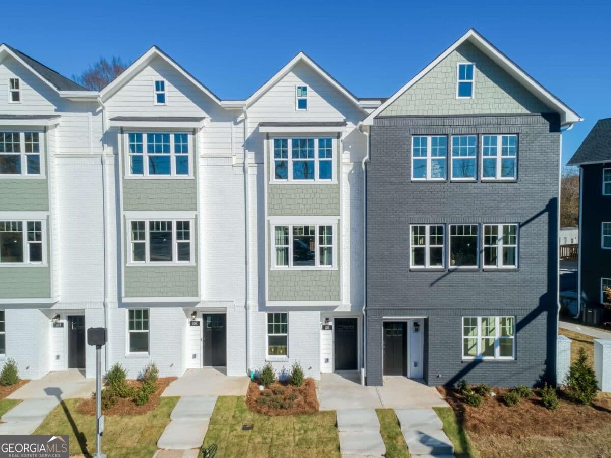 3 bedroom, 3.5 bathroom townhouse for sale at 502 Mission Way, Atlanta, GA 30315 — photo 1 of 15
