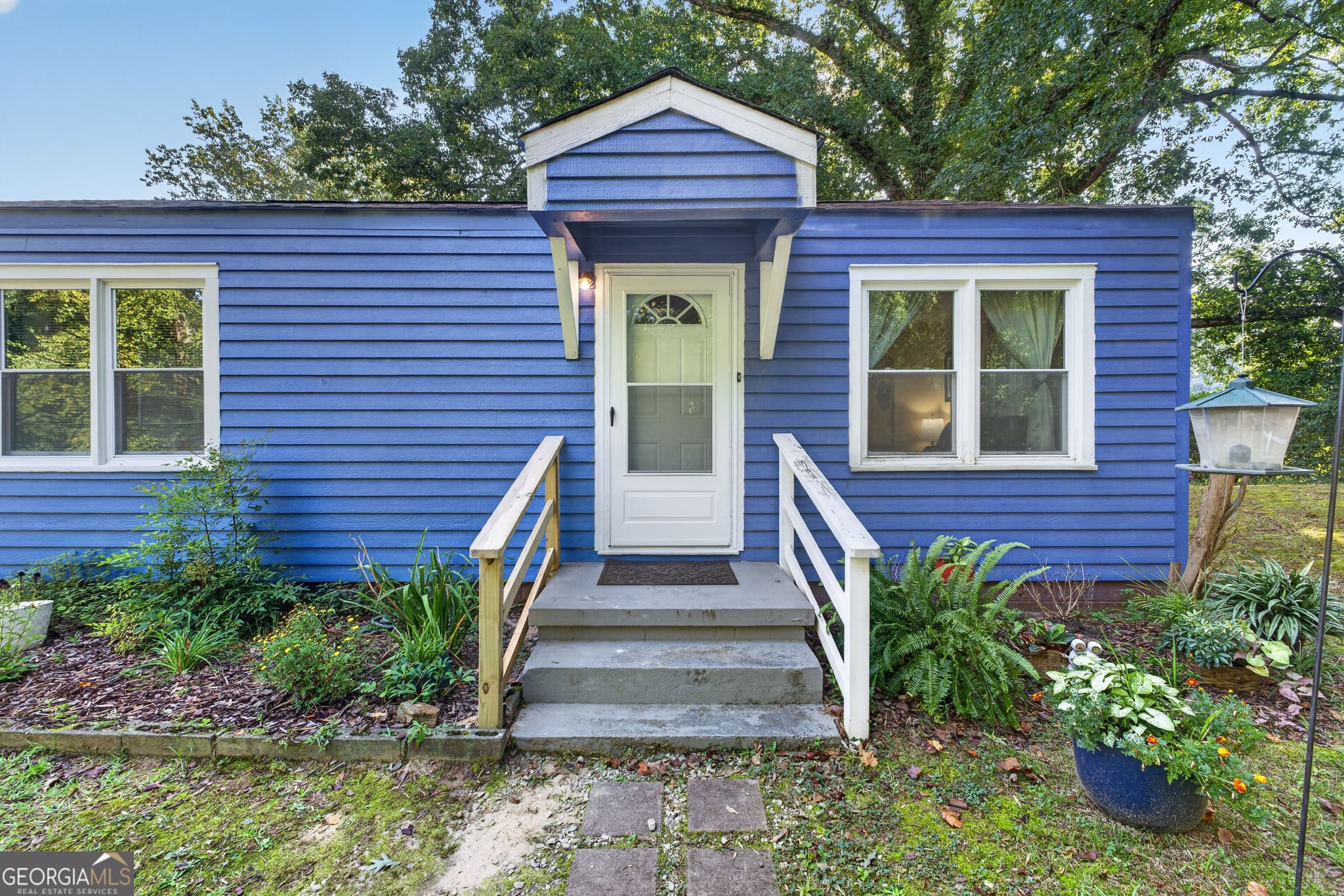 2 bedroom, 1 bathroom, 816 sq ft single family residence for sale at 504 N Pond Street, Toccoa, GA 30577 — photo 4