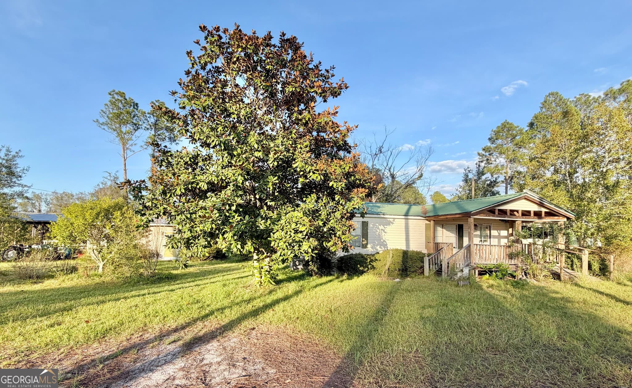 2 bedroom, 2 bathroom, 1,920 sq ft manufactured home,single family residence for sale at 698 Pat Dixon Road, Hazlehurst, GA 31539 — photo 2