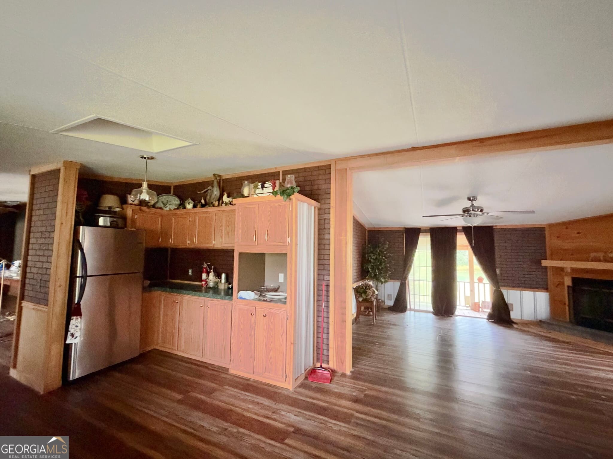 2 bedroom, 2 bathroom, 1,920 sq ft manufactured home,single family residence for sale at 698 Pat Dixon Road, Hazlehurst, GA 31539 — photo 7