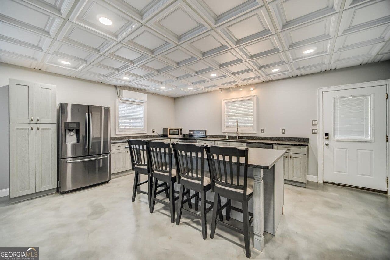 3 bedroom, 4.5 bathroom, 3,136 sq ft single family residence for sale at 407 Pleasant Grove Road, Mcdonough, GA 30252 — photo 3