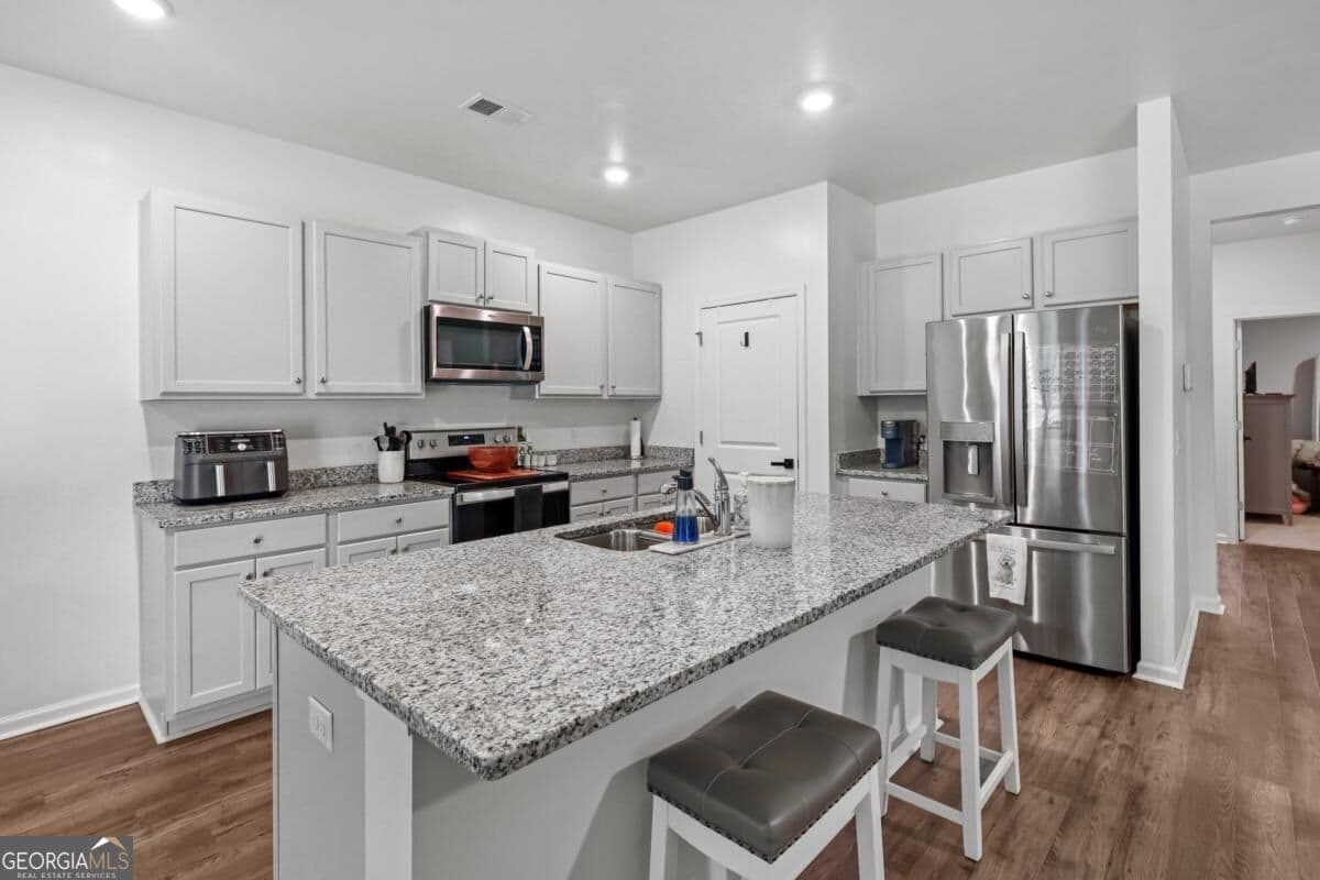 3 bedroom, 2 bathroom, 1,793 sq ft single family residence for sale at 210 Sage Field Drive, Rincon, GA 31326 — photo 10
