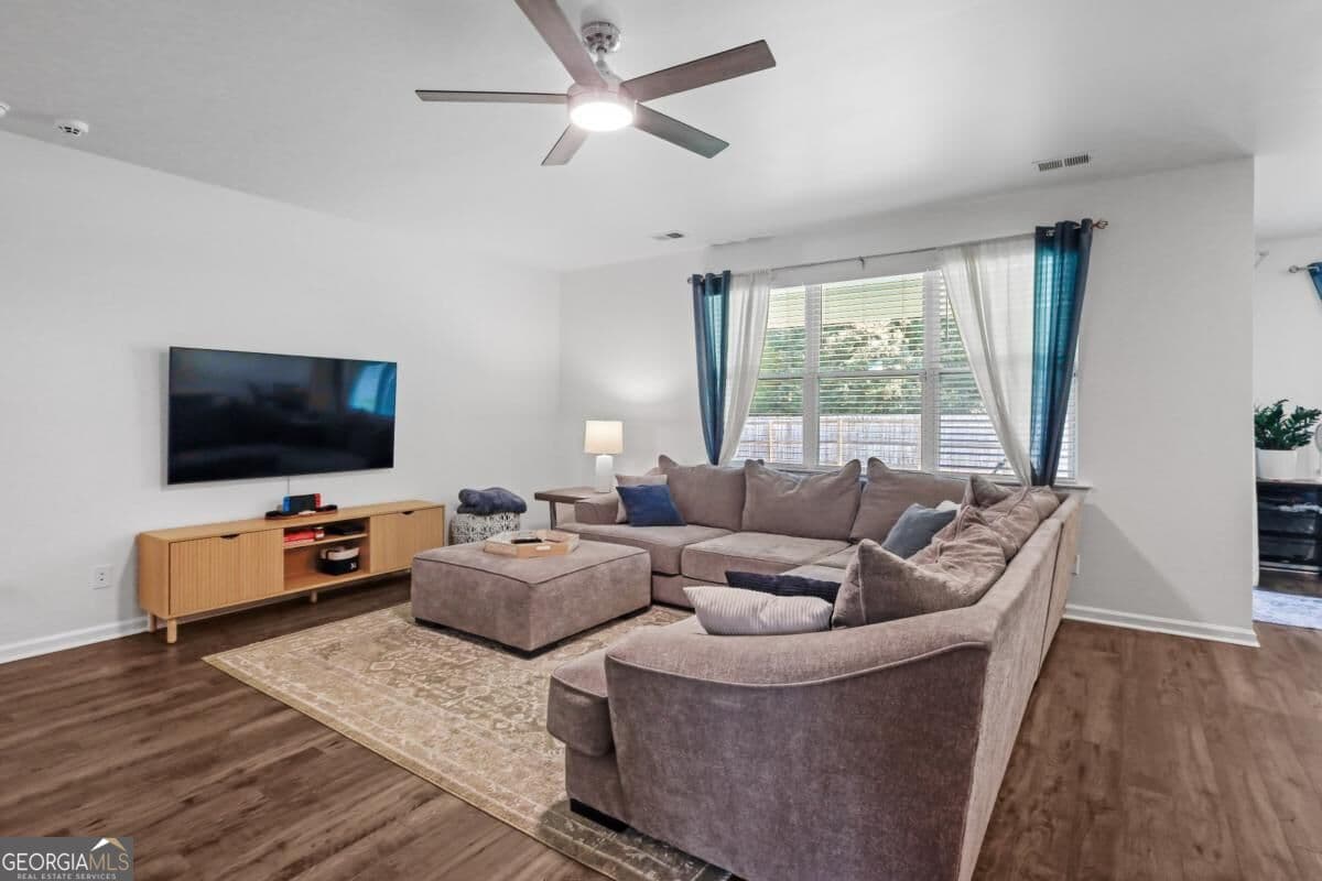 3 bedroom, 2 bathroom, 1,793 sq ft single family residence for sale at 210 Sage Field Drive, Rincon, GA 31326 — photo 8