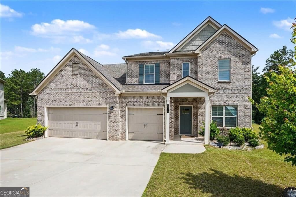 4 bedroom, 4.5 bathroom, 3,719 sq ft single family residence for rent at 521 Redchurch Drive, Mcdonough, GA 30252 for $3,295 a month — photo 3