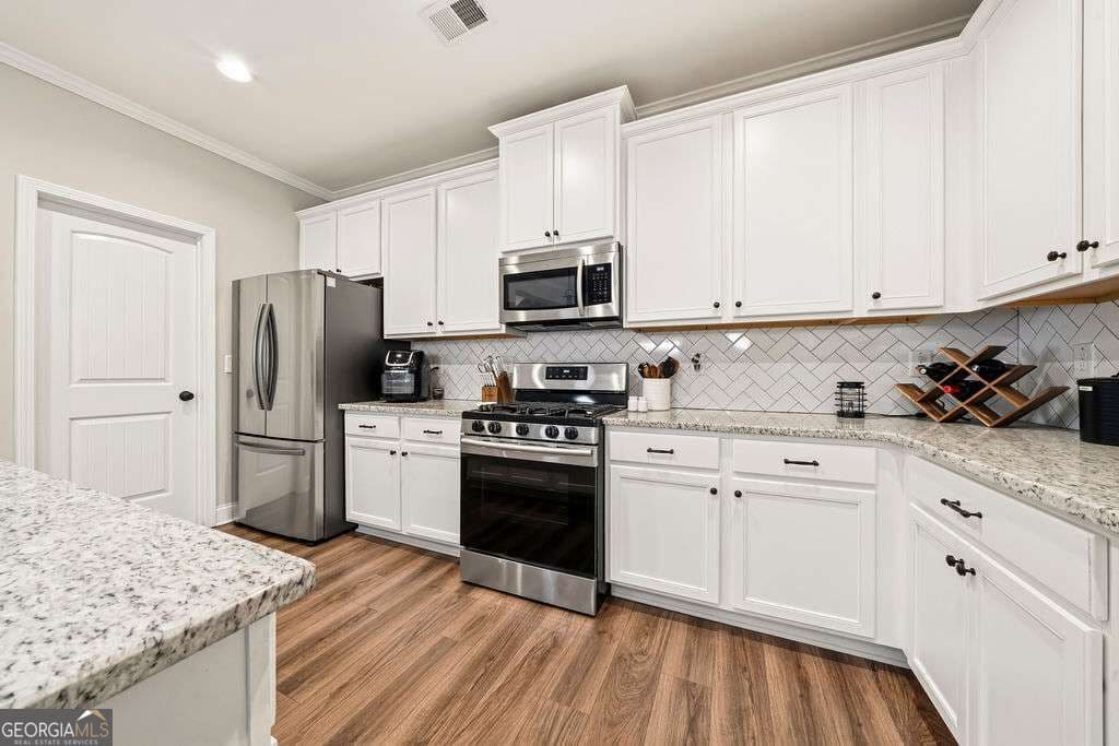 5 bedroom, 3.5 bathroom, 3,895 sq ft single family residence for sale at 70 Dunston Way, Villa Rica, GA 30180 — photo 10