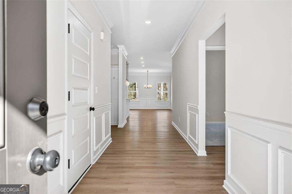 4 bedroom, 3 bathroom, 2,066 sq ft single family residence for sale at 368 Wick Street, Hoschton, GA 30548 — photo 2