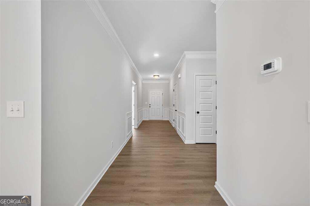 4 bedroom, 3 bathroom, 2,066 sq ft single family residence for sale at 368 Wick Street, Hoschton, GA 30548 — photo 3