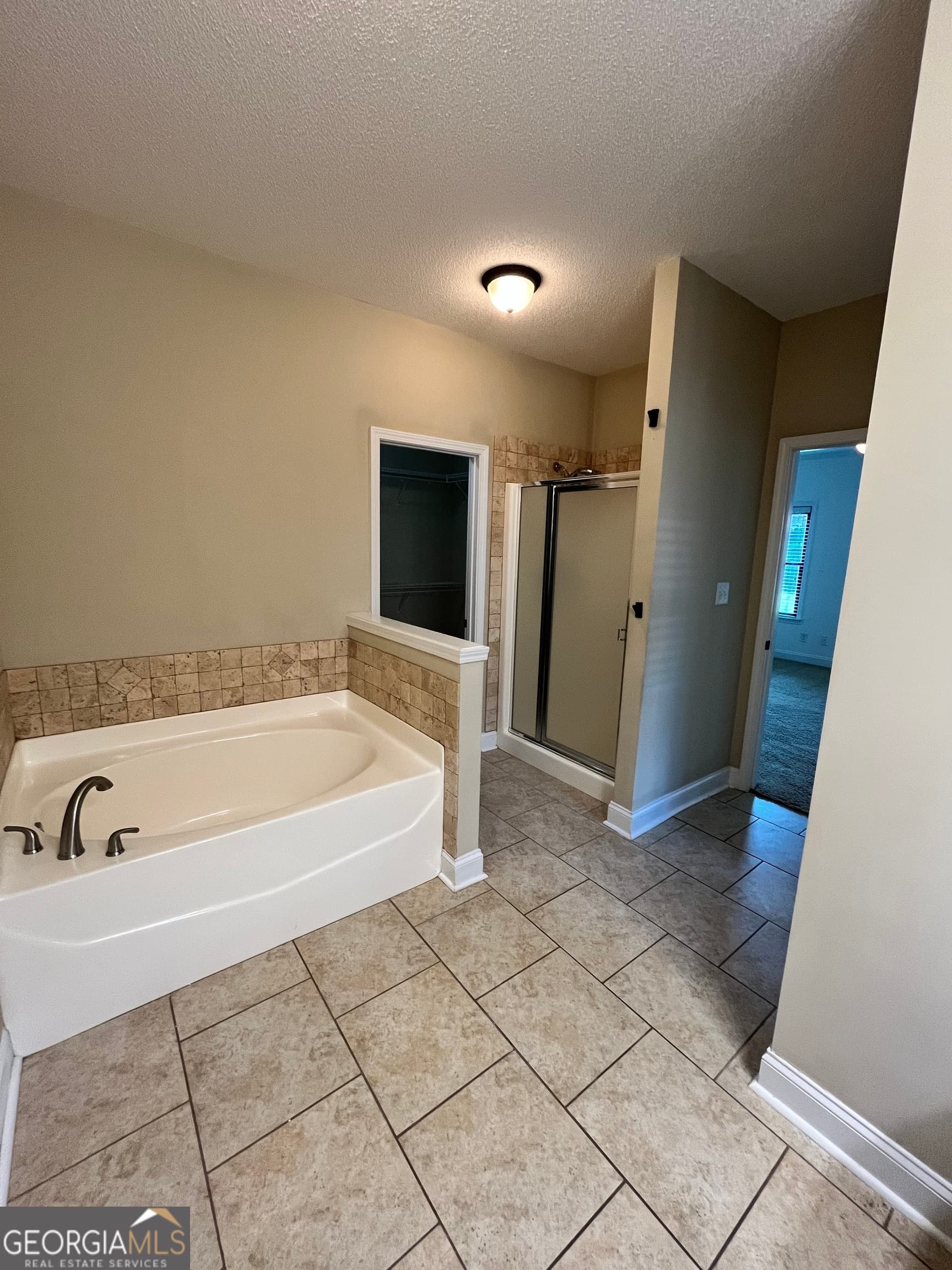 4 bedroom, 2 bathroom, 1,962 sq ft single family residence for rent at 416 Hunts Landing Drive, Kathleen, GA 31047 for $2,400 a month — photo 9