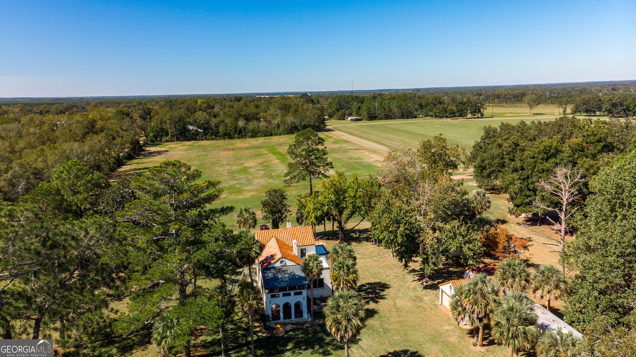4 bedroom, 3.5 bathroom, 2,380 sq ft farm under contract at 318 Church Street, Parrott, GA 39877 — photo 2