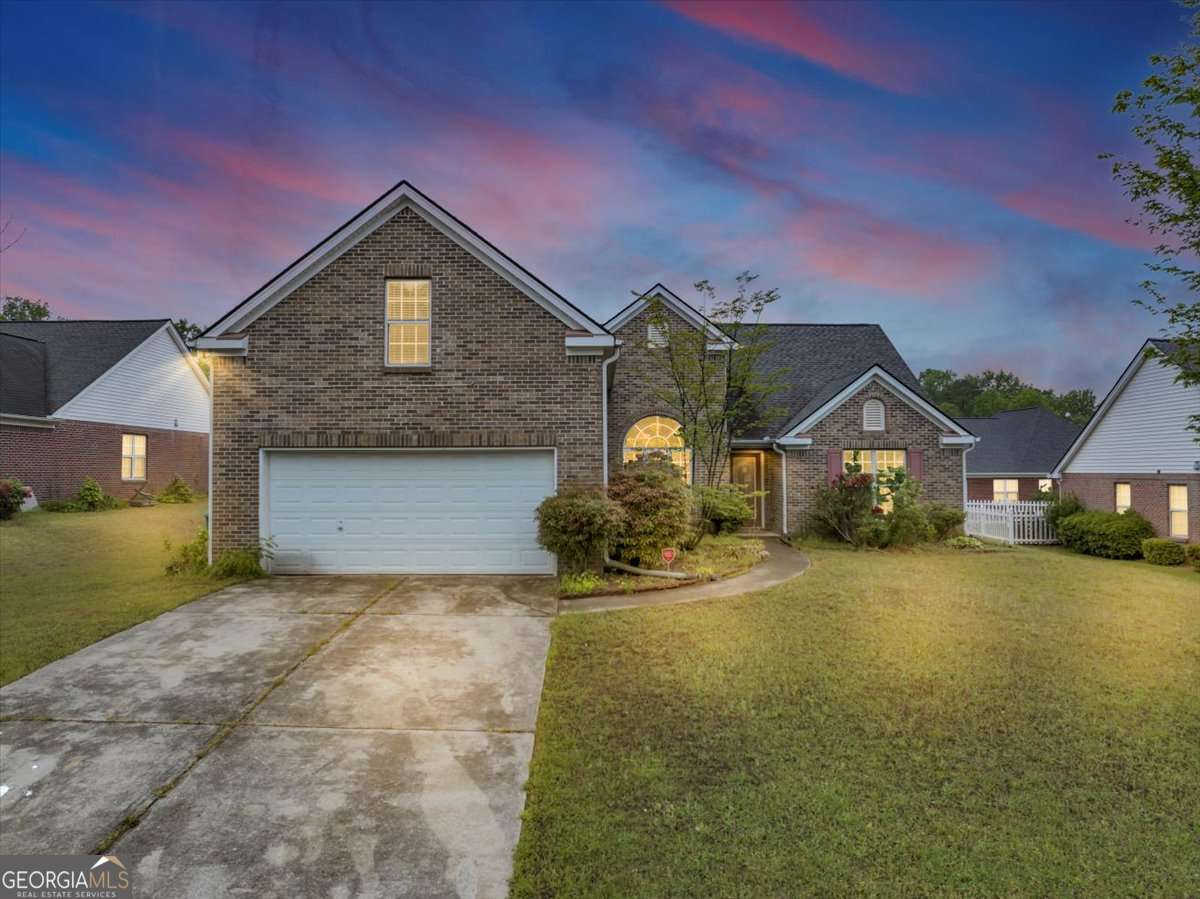 4 bedroom, 2 bathroom single family residence sold at 1985 Cider Press Trail, Lilburn, GA 30047