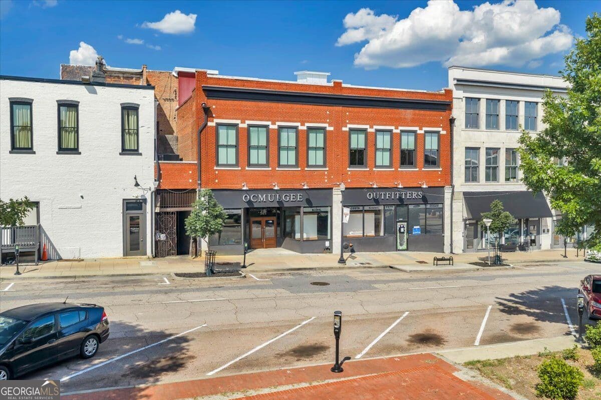 5 bedroom, 6 bathroom, 9,650 sq ft loft,single family residence for sale at 565 Poplar Street, Macon, GA 31210